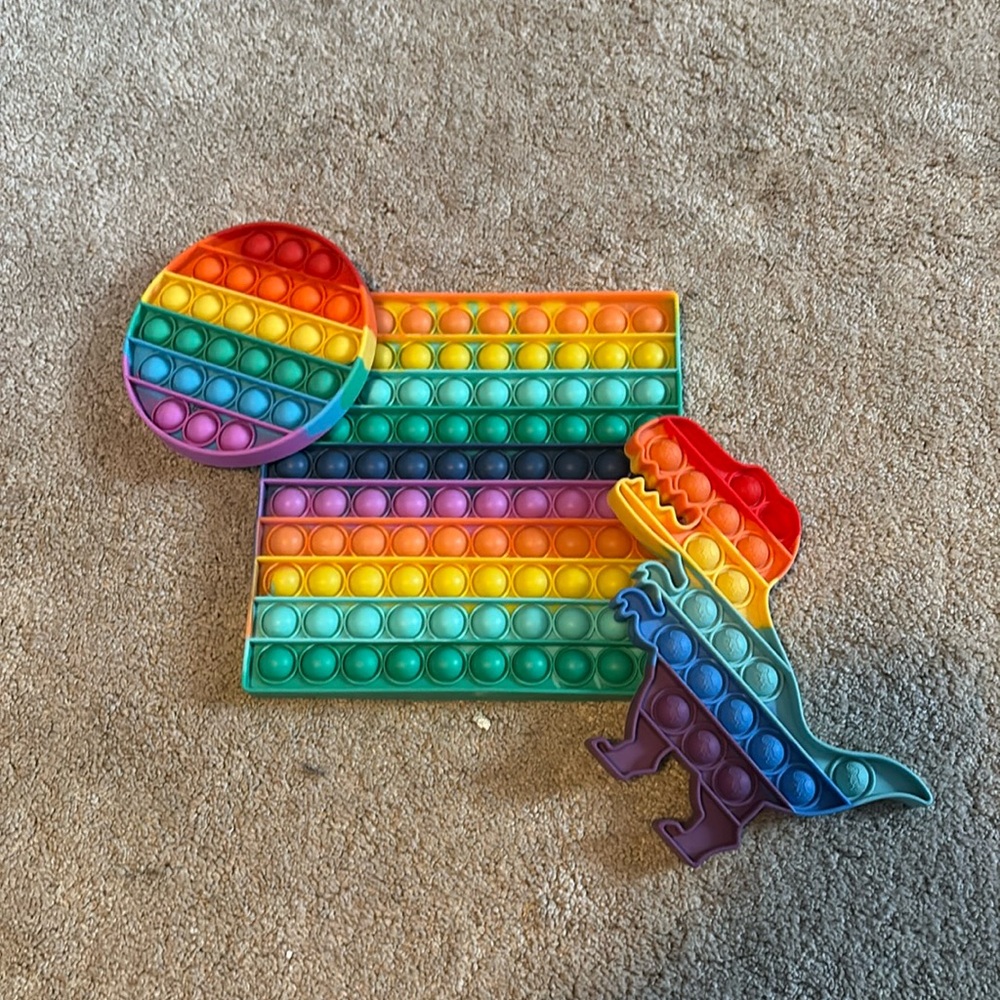 Rainbow pop it set
